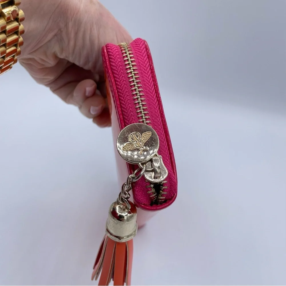Bosom Buddy Sand Dollar Clutch Wallet OS